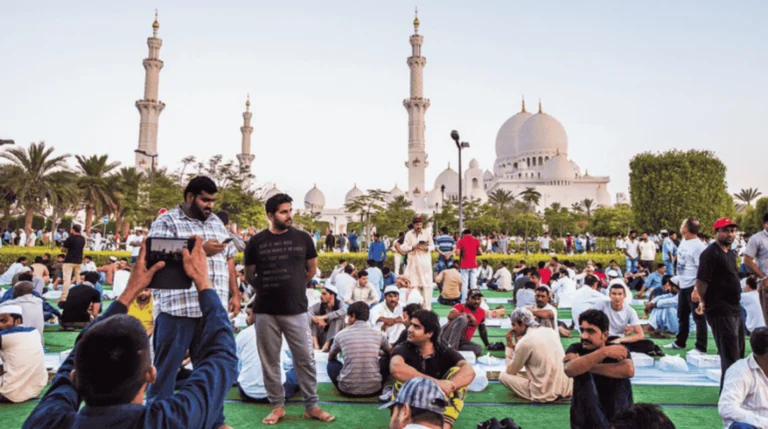 Free Iftar in UAE Biggest Ramadan Feast in UAE